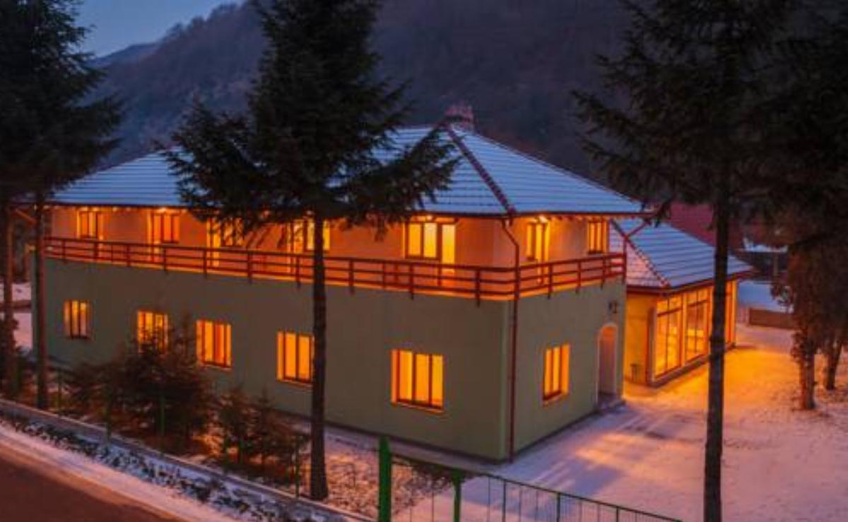 Pensiunea Alpin Hotel Luncanii de Jos Romania