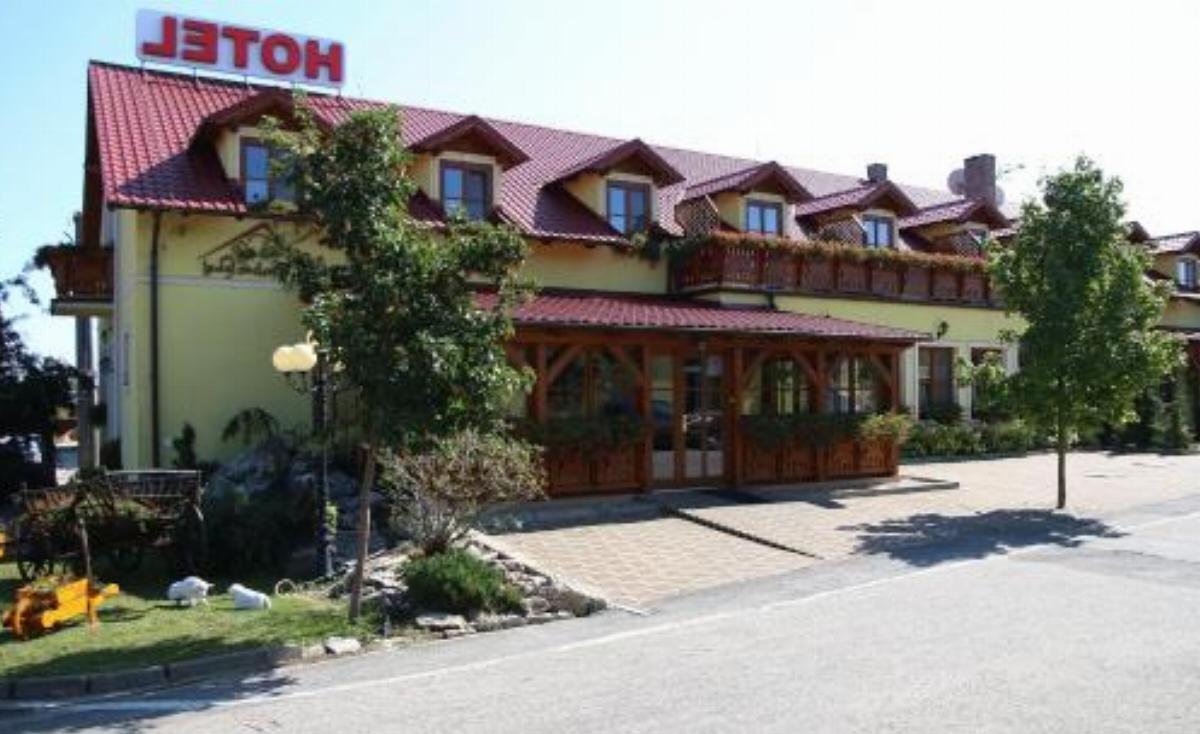 Penzión Salaš Cabaj Hotel Nitra Slovakia