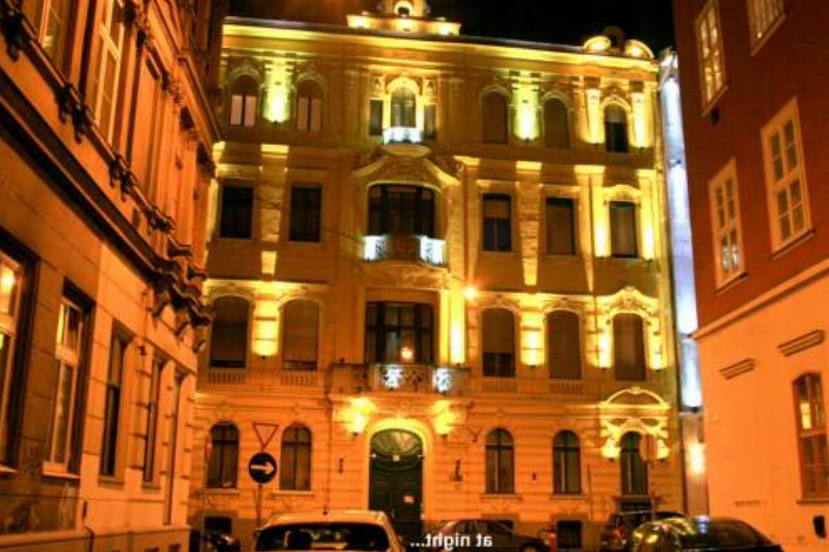 PeteRooms - Brody Hotel Budapest Hungary