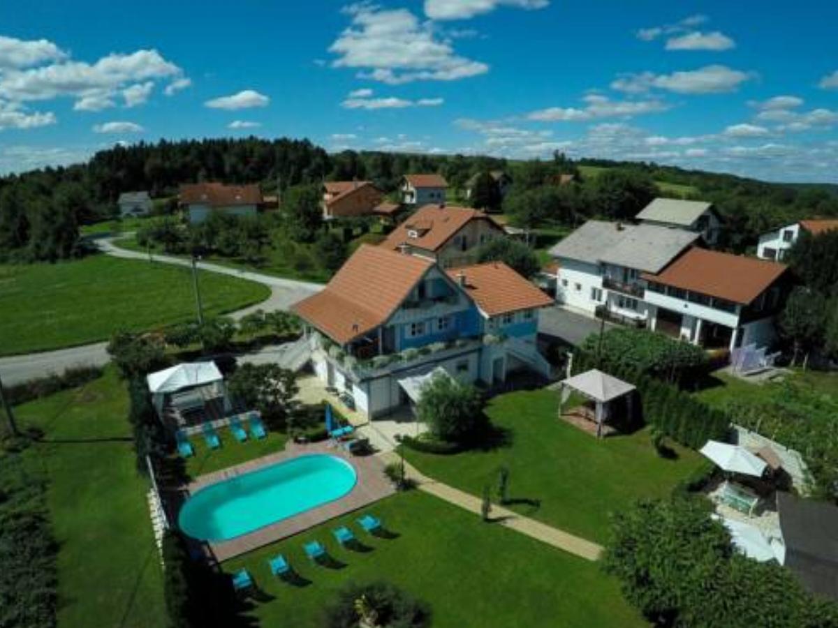 Pool Apartments Plitvice Lakes Hotel Grabovac Croatia