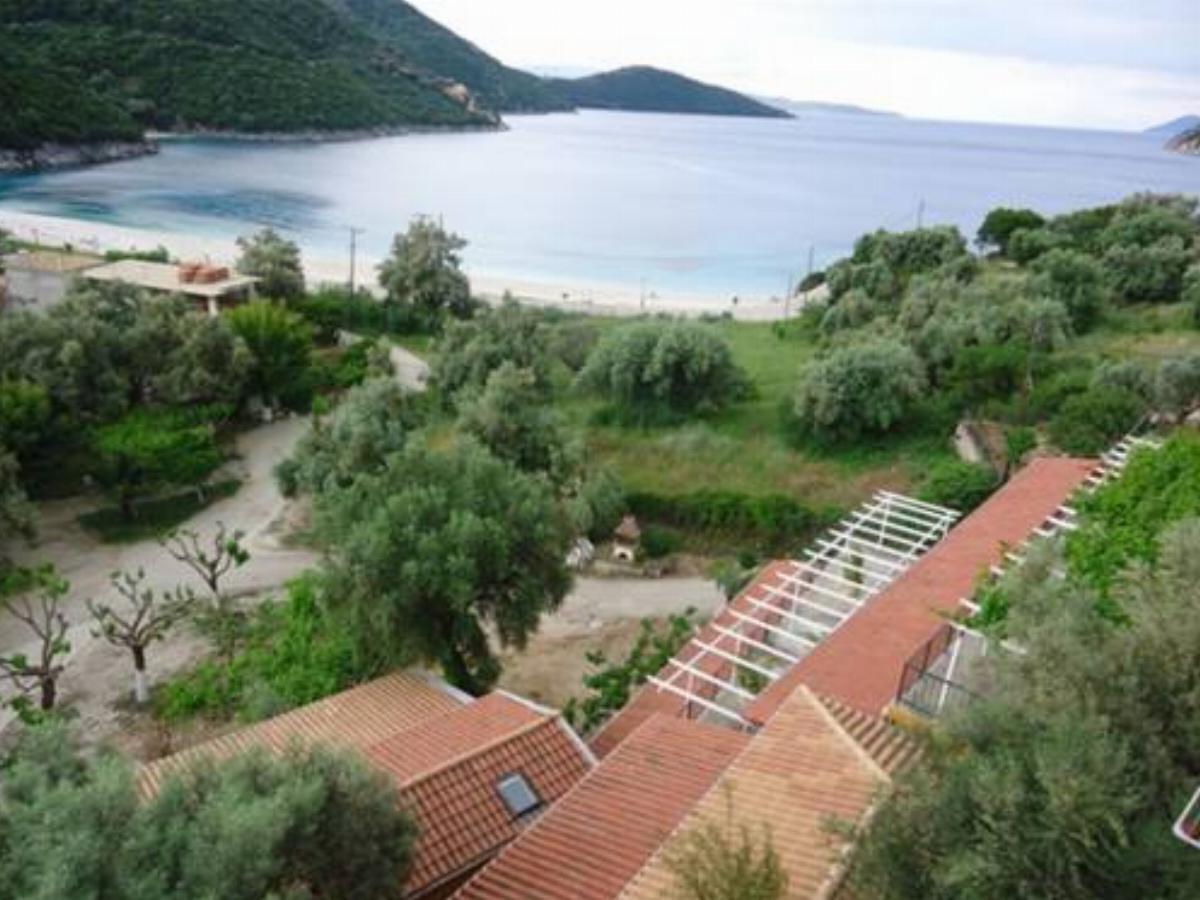 Poros Beach Hotel Mikros Gialos Greece