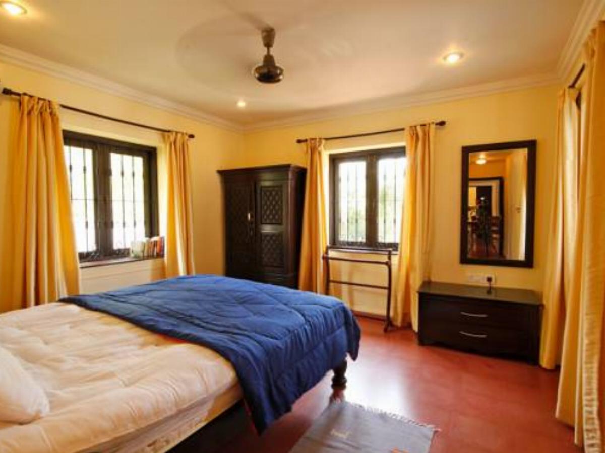 Portuguese Luxury Vagator 4 Bed Pool Villa - Captain Hotel Assagao India