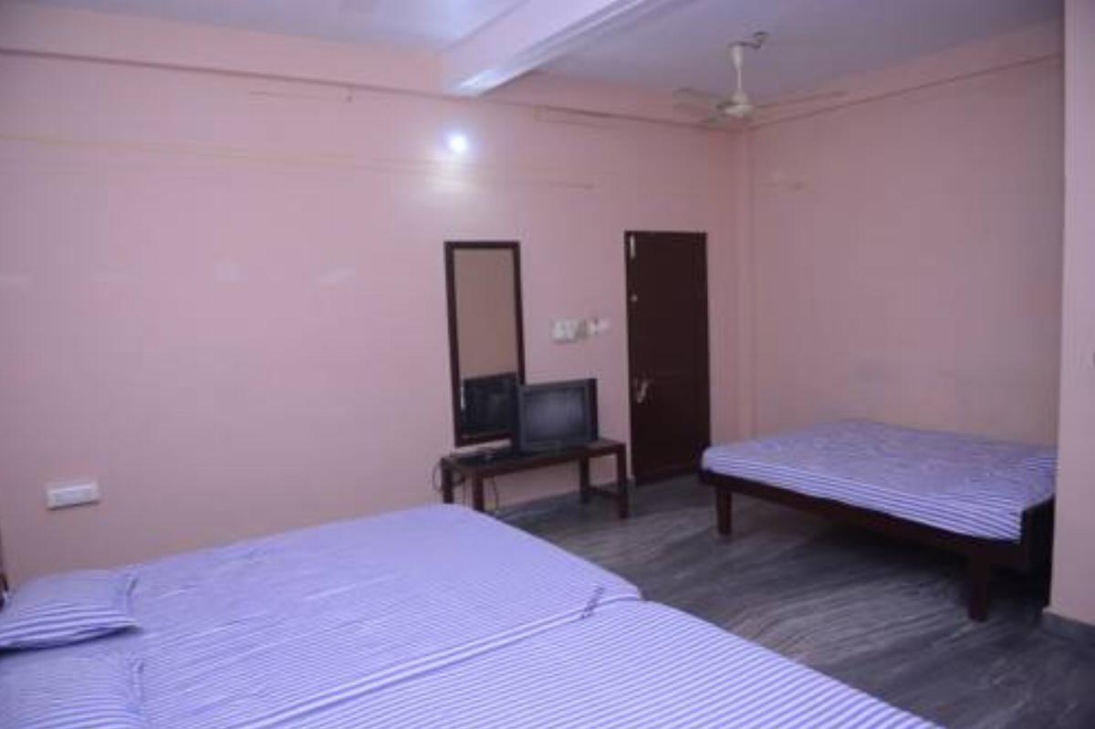 PPG Tourist Home Hotel Chottanikara India