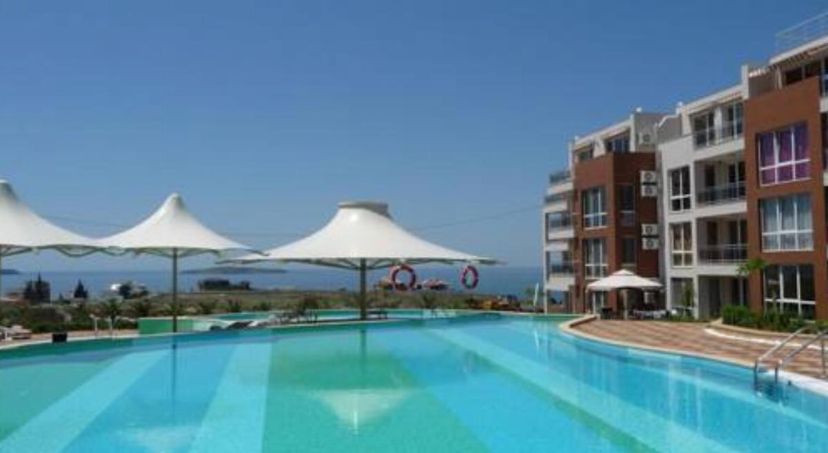 Private Apartment in Sunny Island Complex Hotel Chernomorets Bulgaria