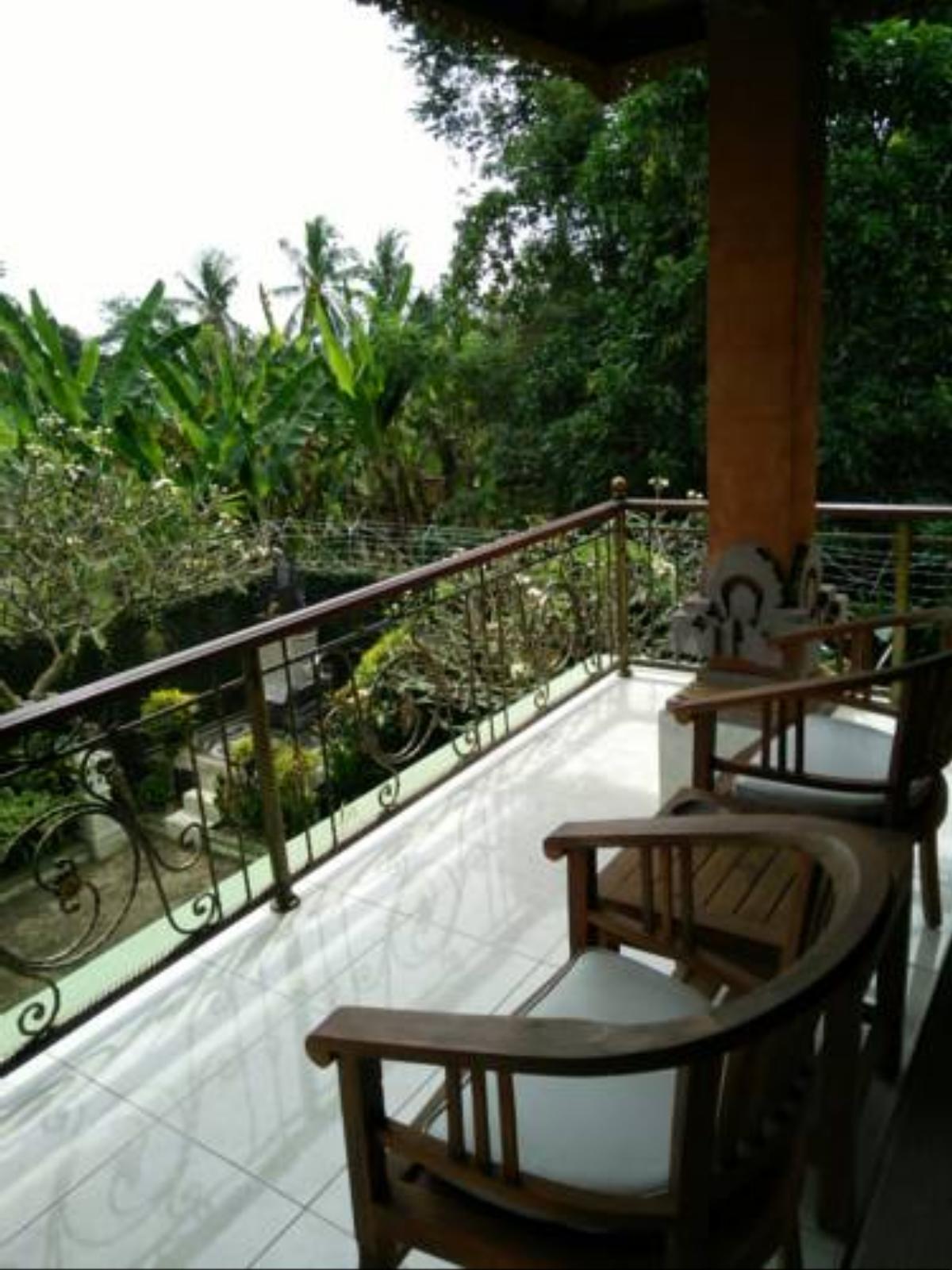 Puri Bunga Guest House Hotel Sukawati Indonesia
