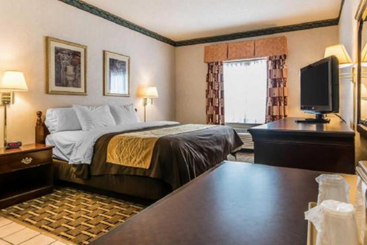 Quality Inn & Suites Hotel Haubstadt USA