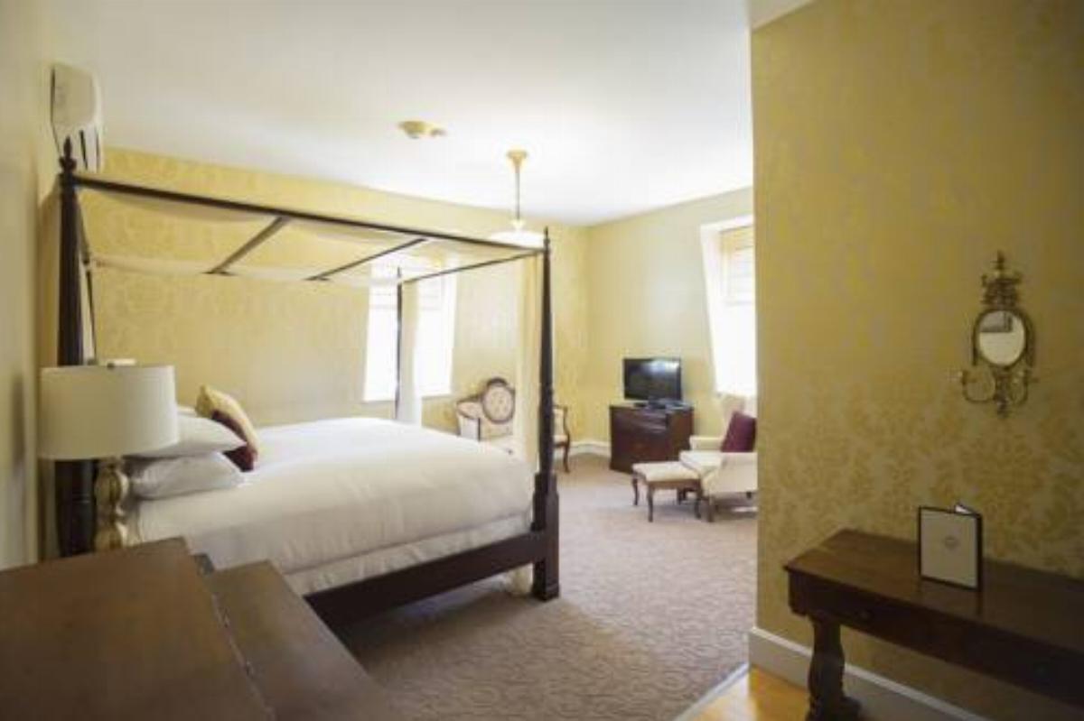 Queen Anne Inn Hotel Annapolis Royal Canada