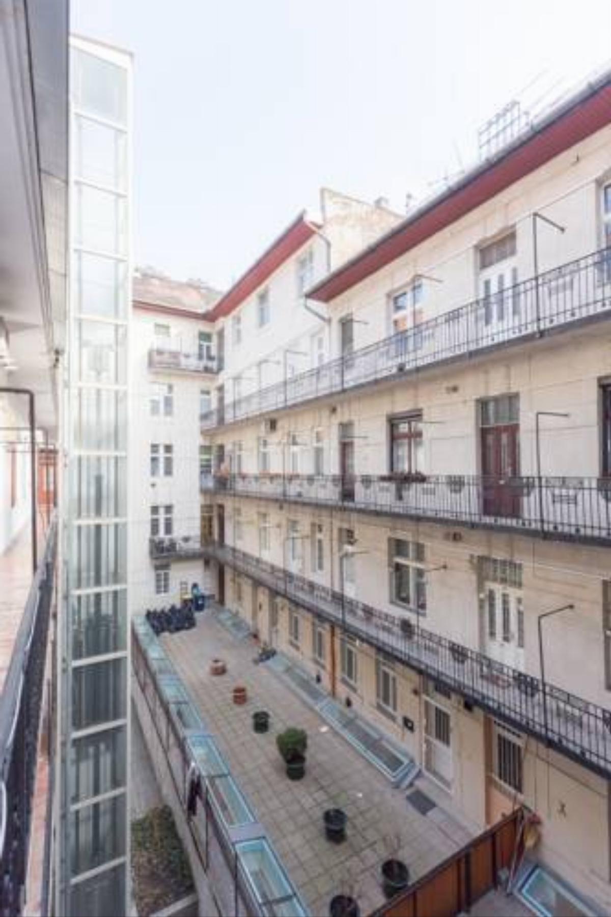 Real Apartments Hegedű Hotel Budapest Hungary