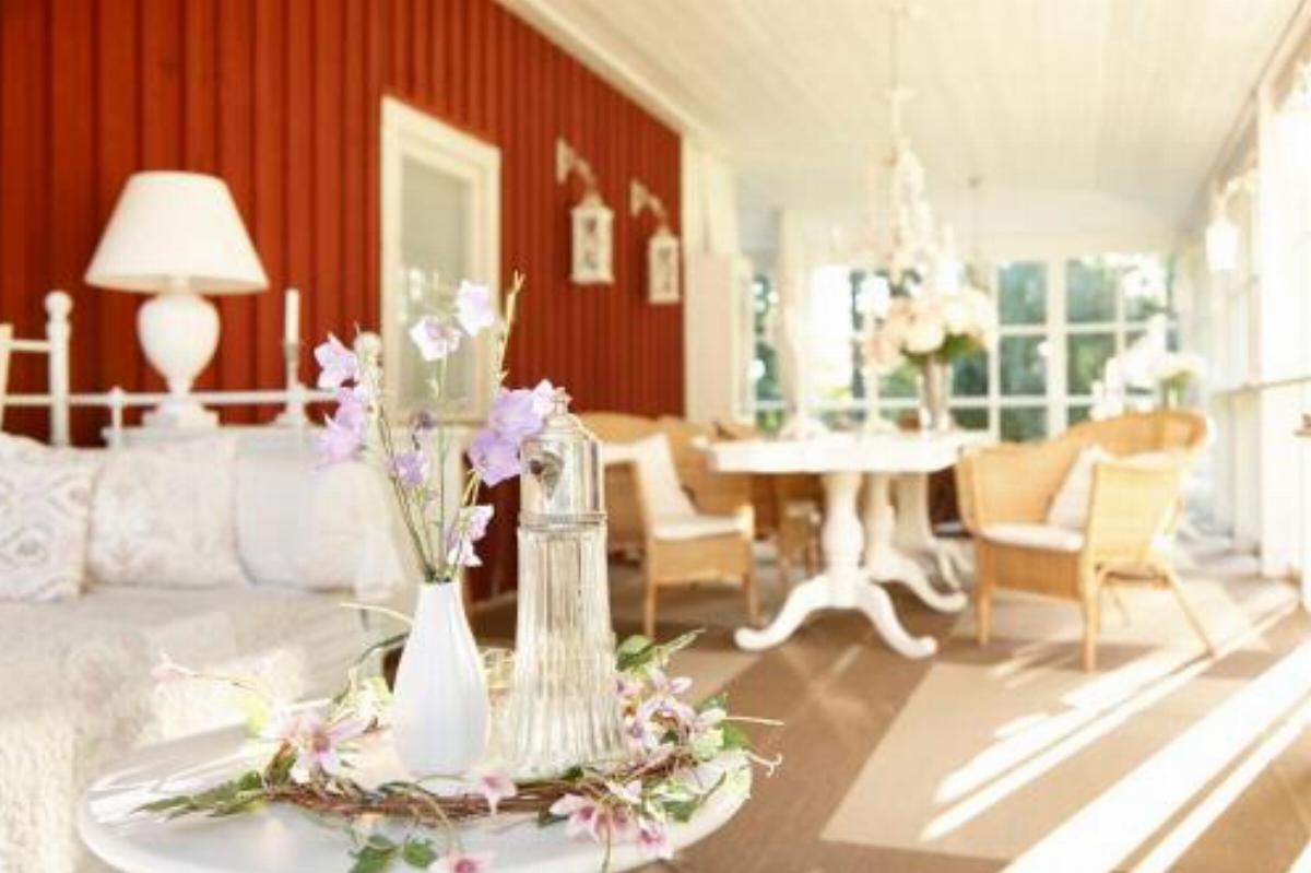 Red Haven Cottage Hotel Edsbruk Sweden