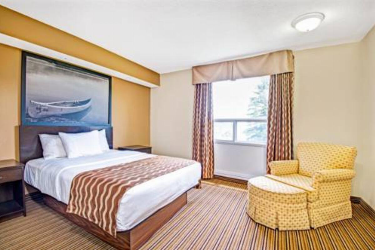 red maple inn and suites Hotel Huntsville Canada