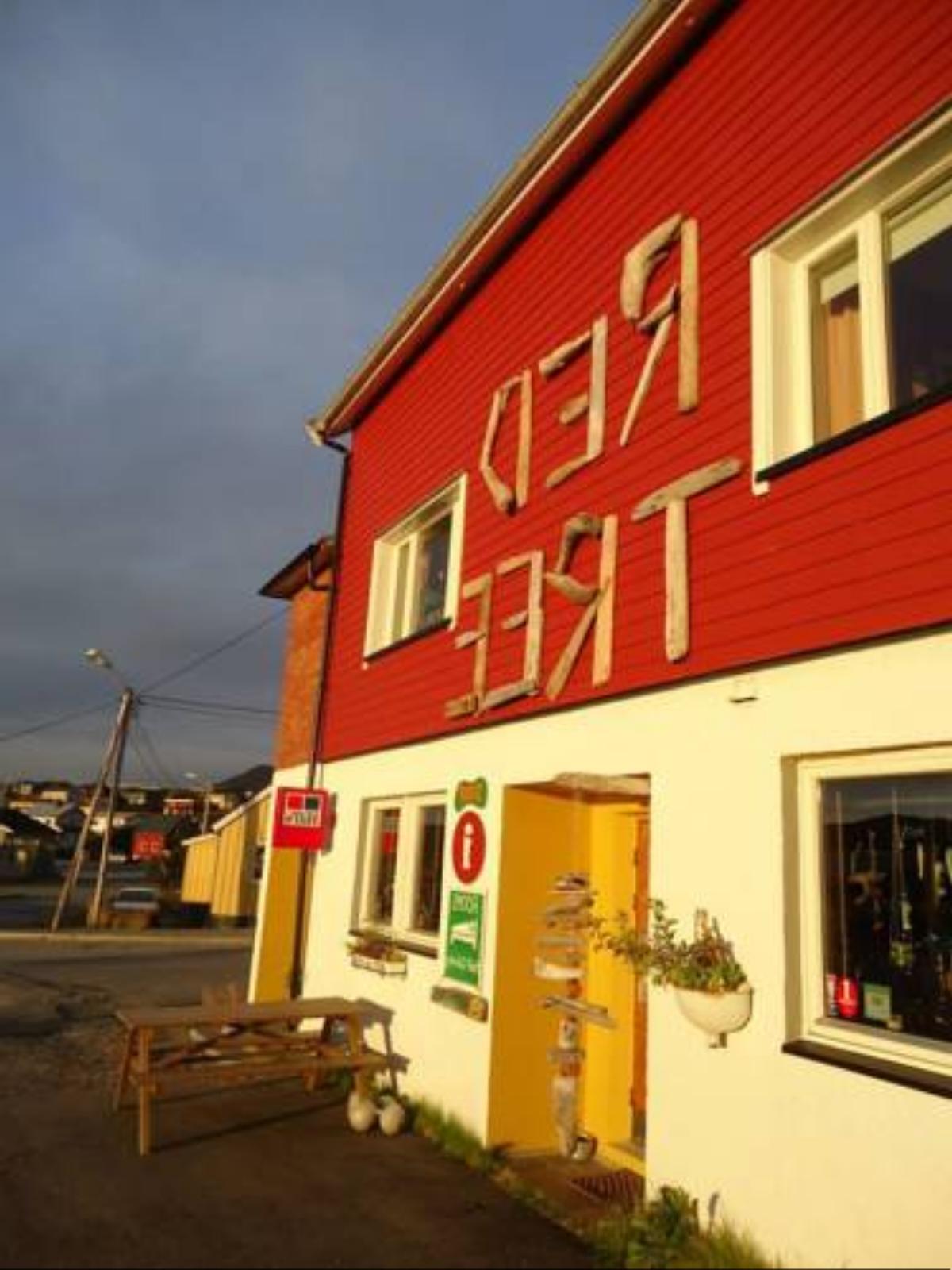 Red Tree Guesthouse Hotel Mehamn Norway