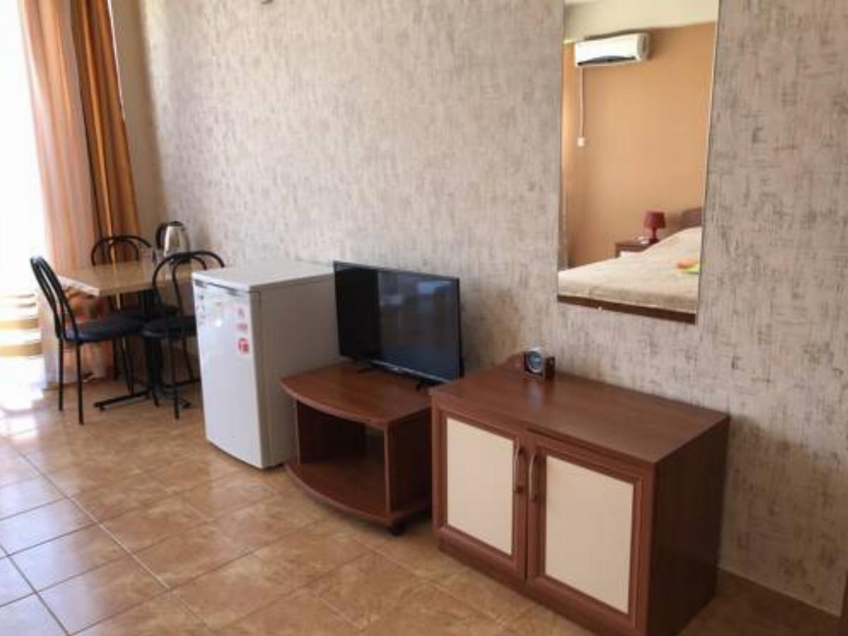 Relax Guest House Hotel Alushta Crimea