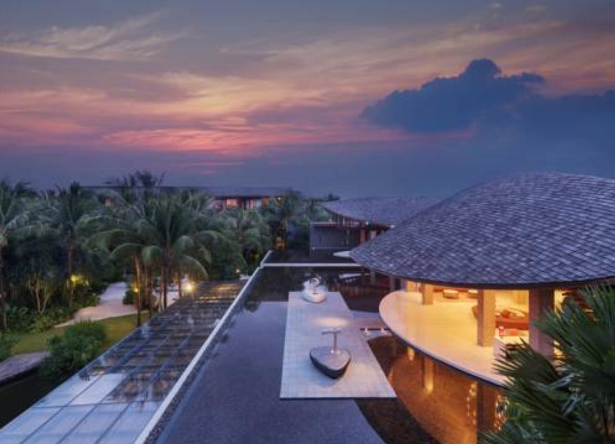 Renaissance Phuket Resort & Spa Hotel Mai Khao Beach Thailand