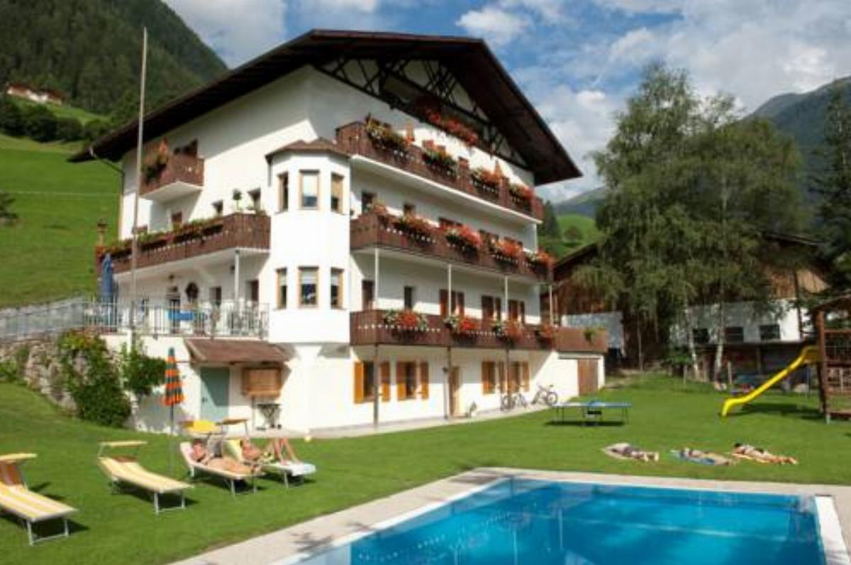 Residence Schildhof Happerg Hotel San Leonardo in Passiria Italy