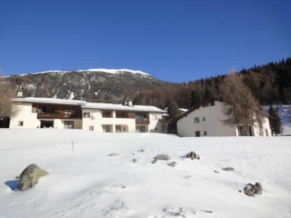 Residenz La Mora Hotel La Punt-Chamues-ch Switzerland