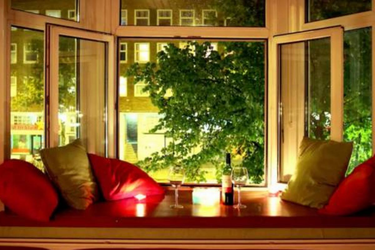 Retro Luxury Apartment Hotel Amsterdam Netherlands