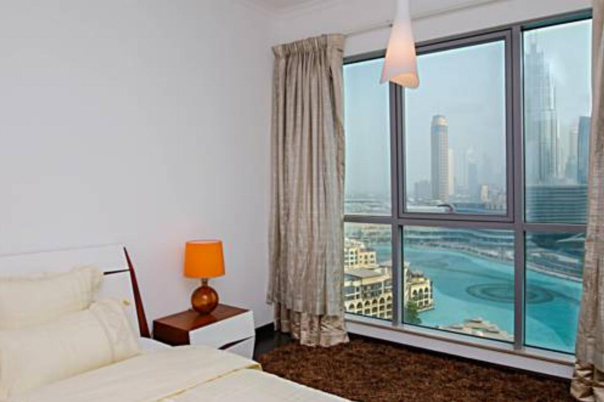 R&H - 3BR with Sweeping Views of Downtown Dubai Hotel Dubai United Arab Emirates