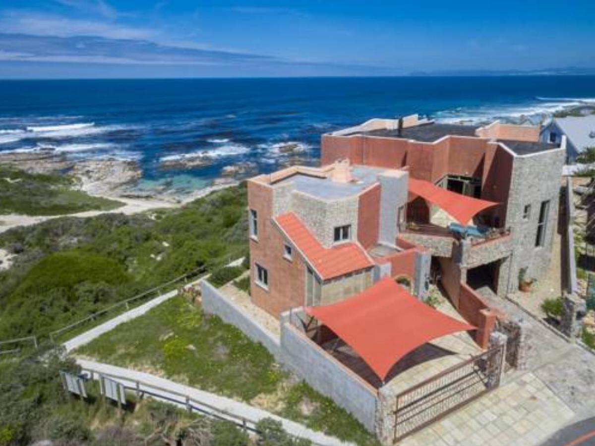 Right-on-the-Beach House Hotel Hermanus South Africa