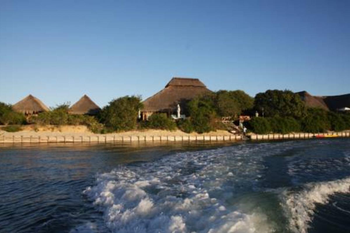Rio Azul Lodge Hotel M. Massucadeje Mozambique