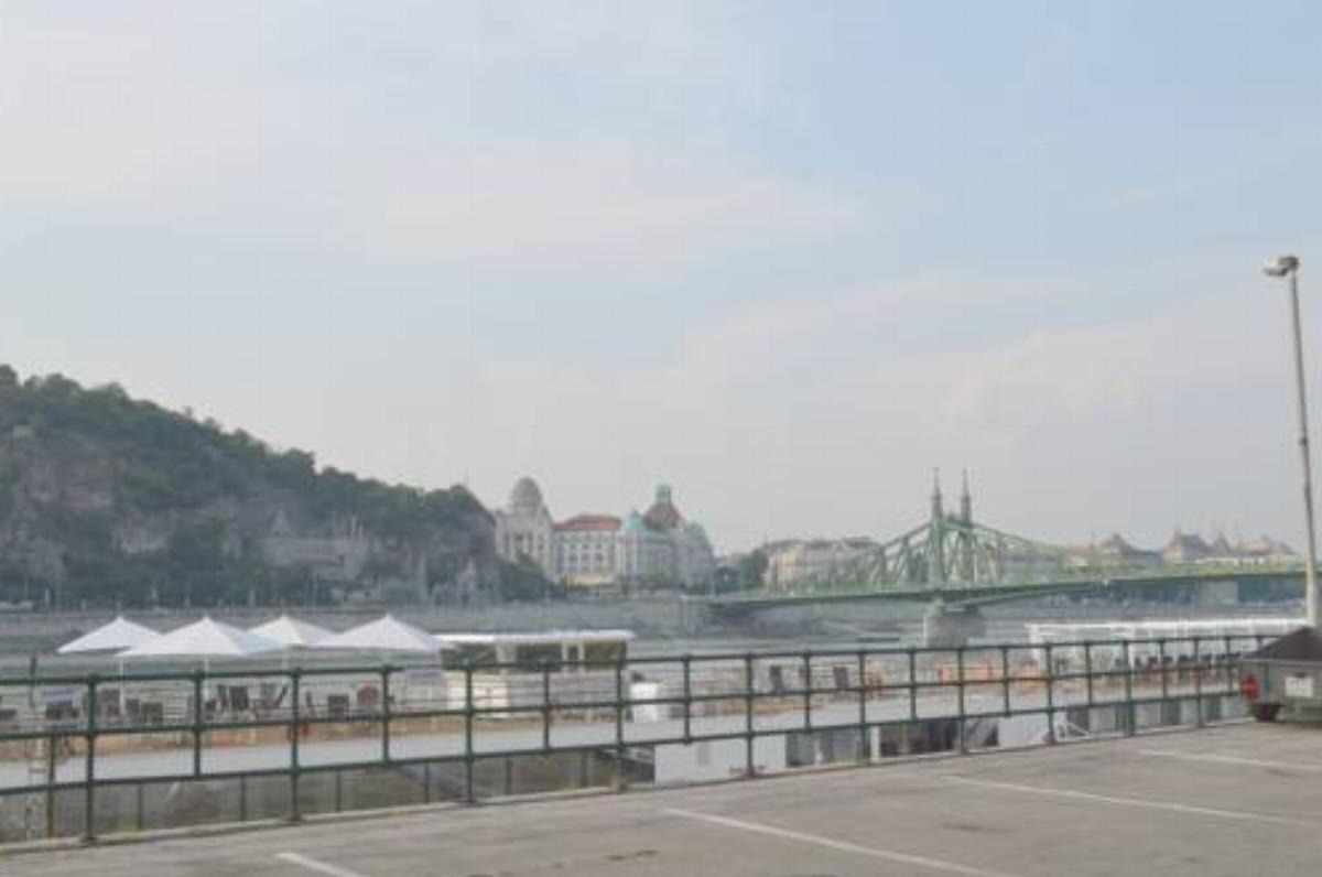 Riverside Danube Guest House Hotel Budapest Hungary
