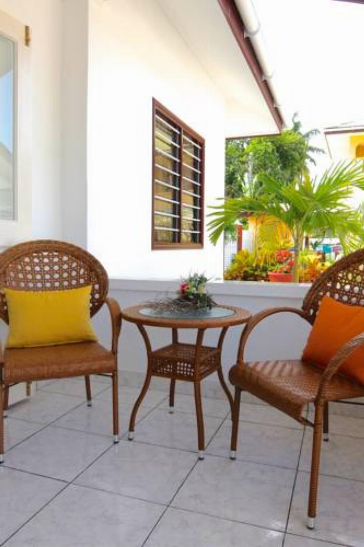 Roche Kerlan Apartments Hotel Praslin Seychelles