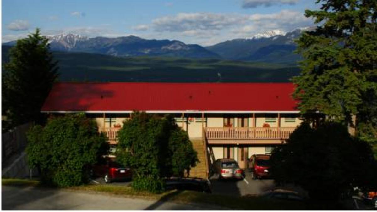 Rocky Mountain Springs Lodge and Citadella Restaurant Hotel Radium Hot Springs Canada