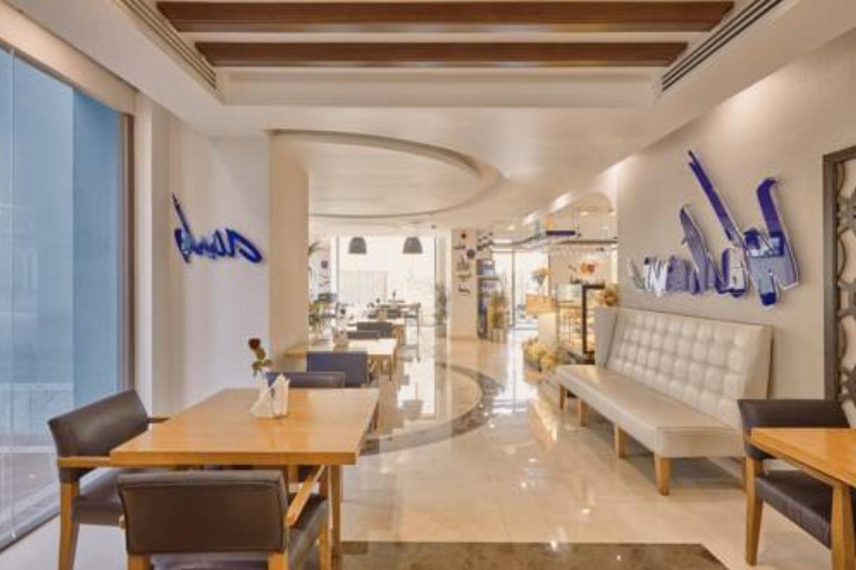 Roda Amwaj Suites Jumeirah Beach Residence Hotel Dubai United Arab Emirates