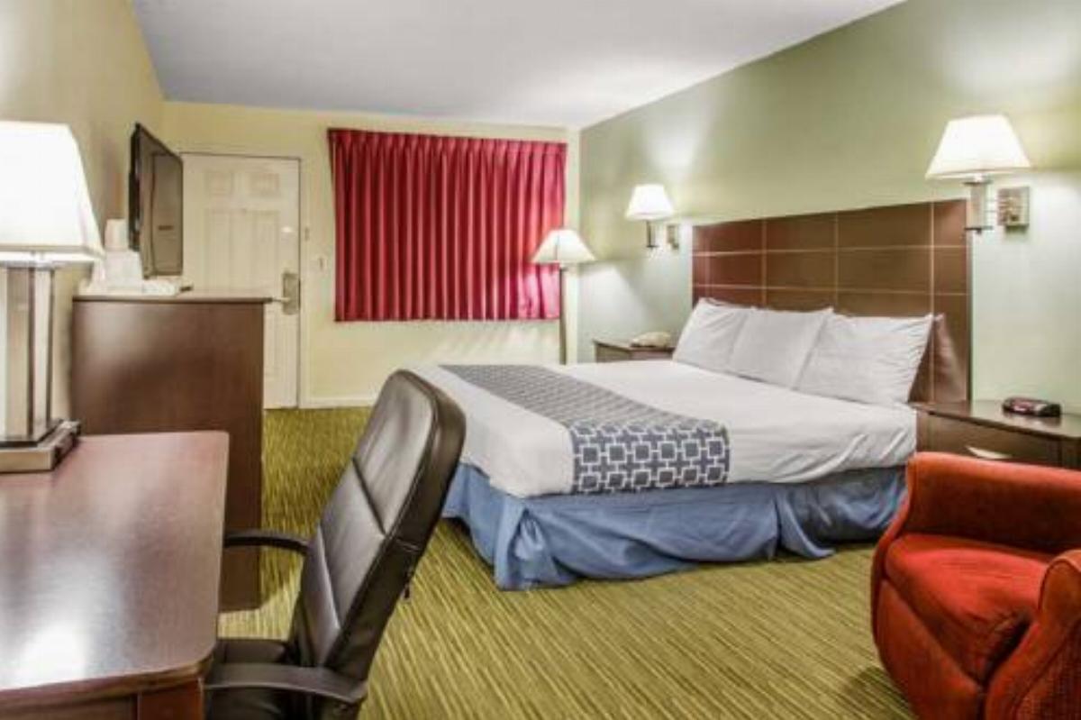 Rodeway Inn Groton Hotel Groton USA