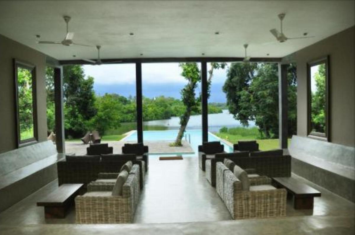 Roman Lake Ayurveda Resort Ayurveda Resort (Full Board + Treatments) Hotel Ahungalla Sri Lanka