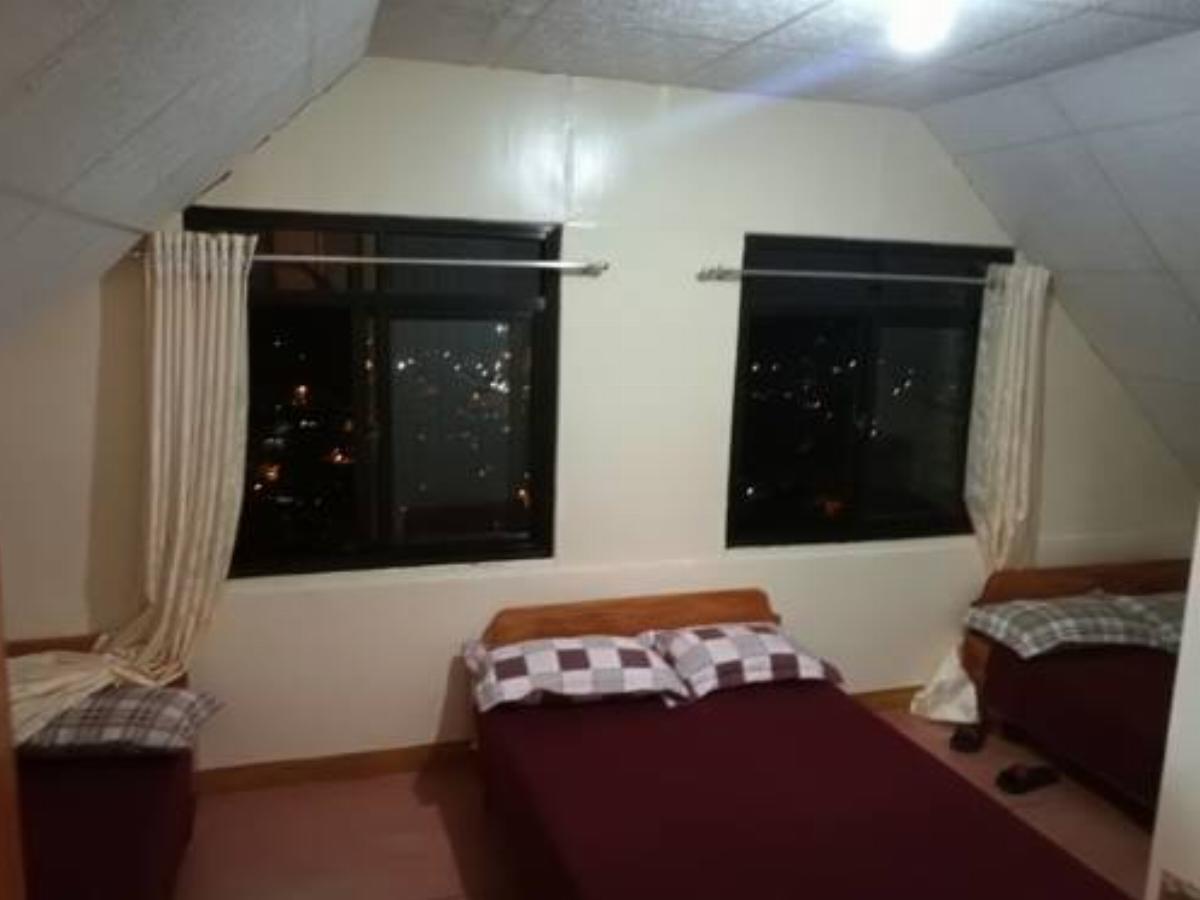 Ron's Vacation House Hotel Baguio Philippines