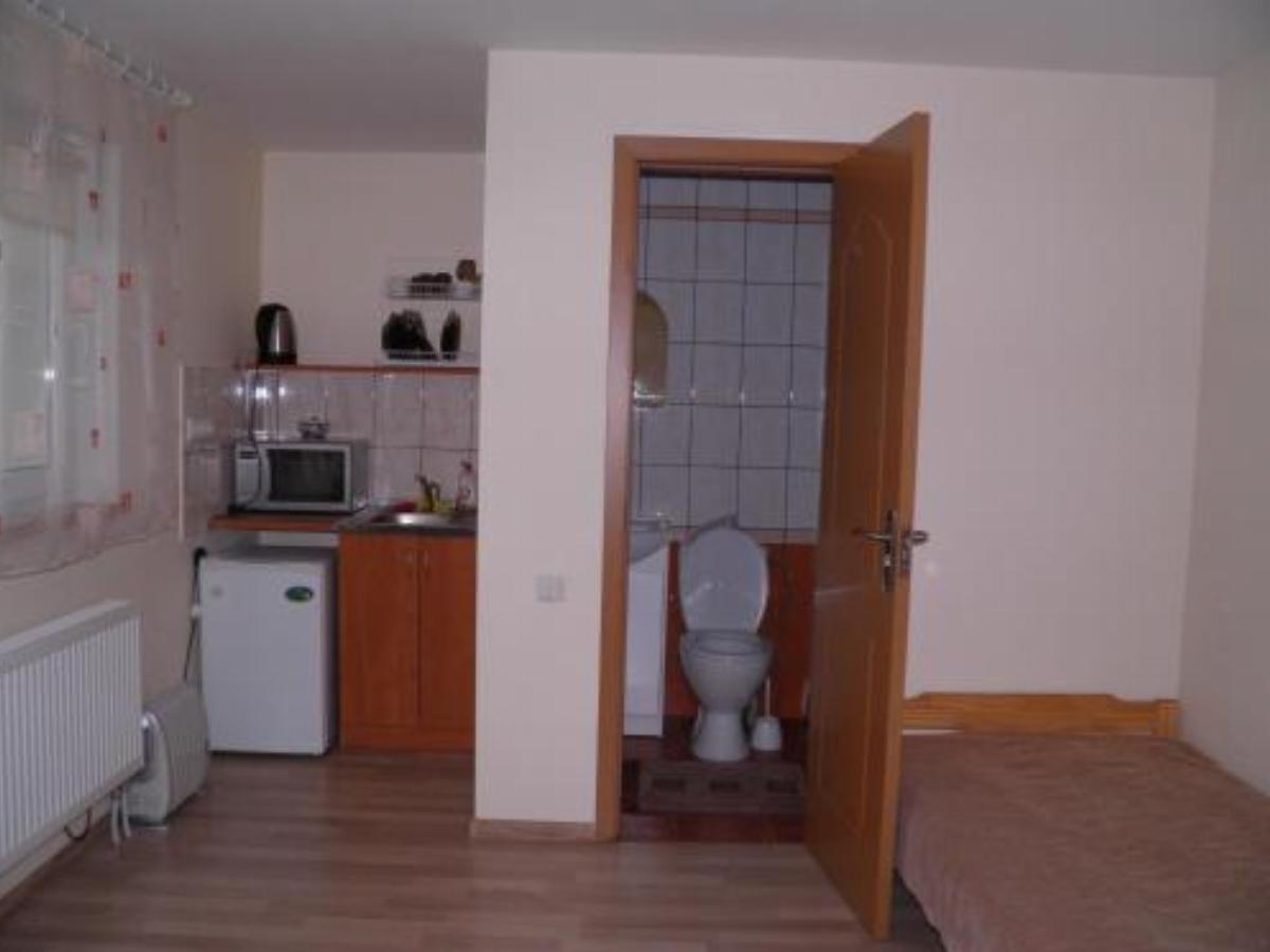 Rooms for Rent near Vilnius Hotel Bezdonys Lithuania