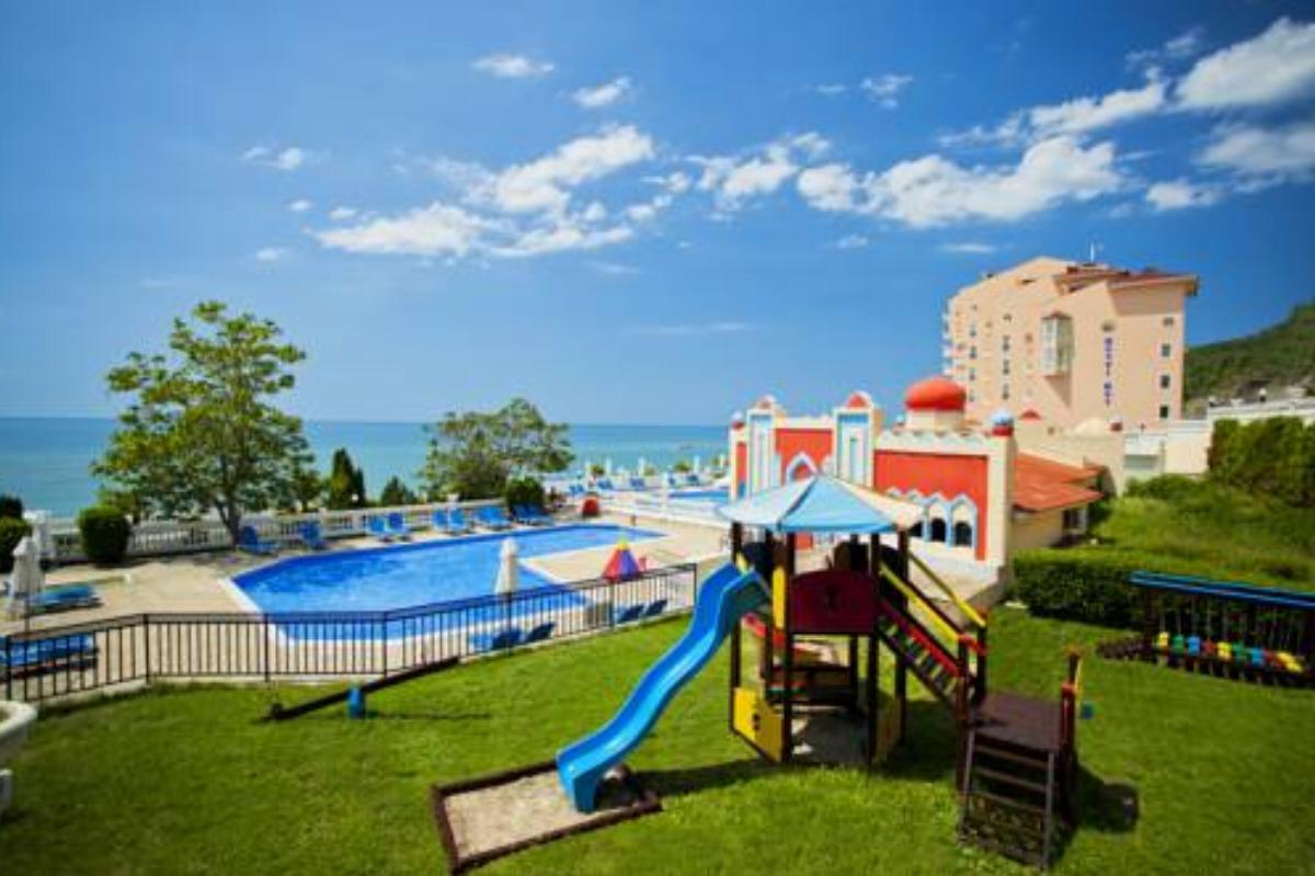 Royal Bay Hotel & Aqua park - All Inclusive Hotel Elenite Bulgaria
