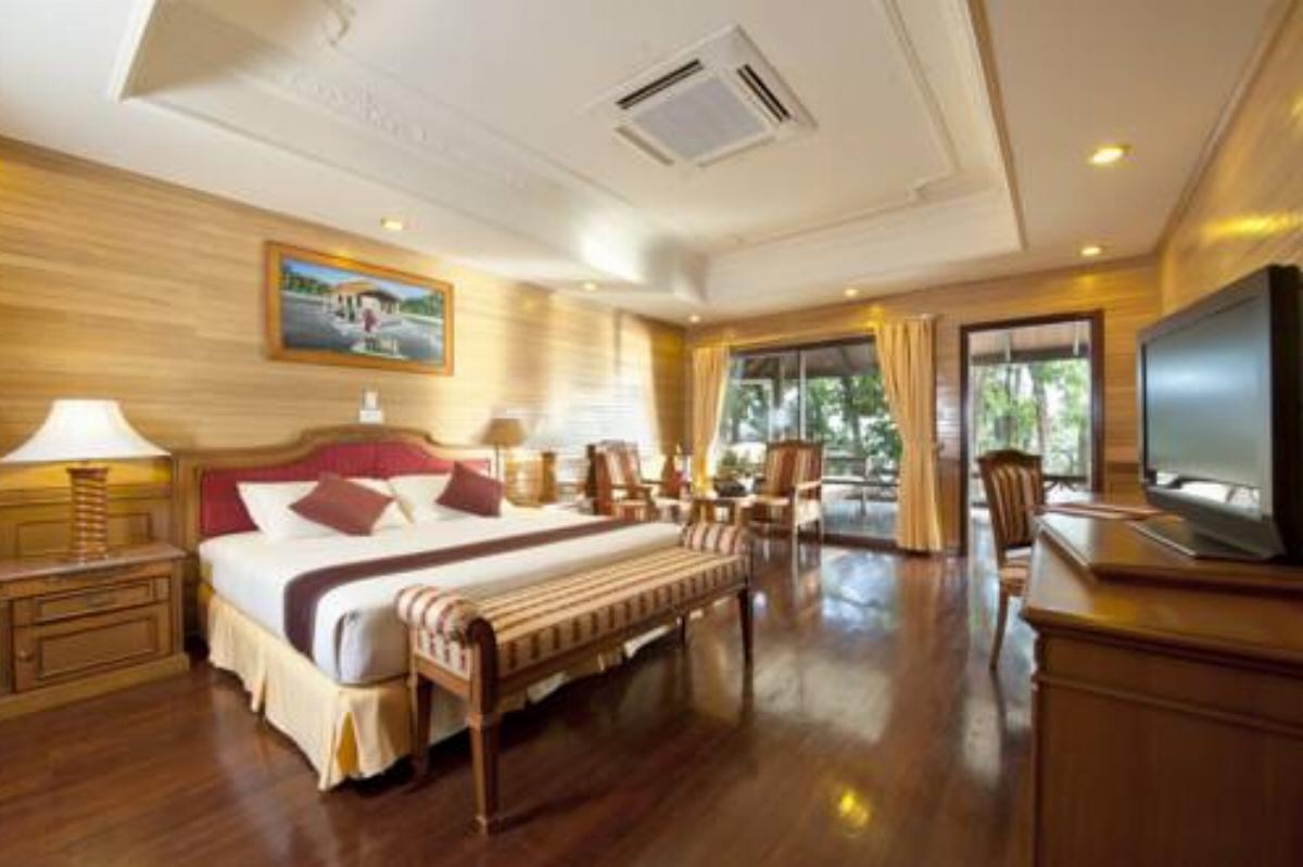 Royal Island Resort & Spa Hotel Dharavandhoo Maldives