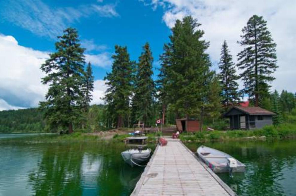 Ruth Lake Lodge Cottages Hotel Forest Grove Canada