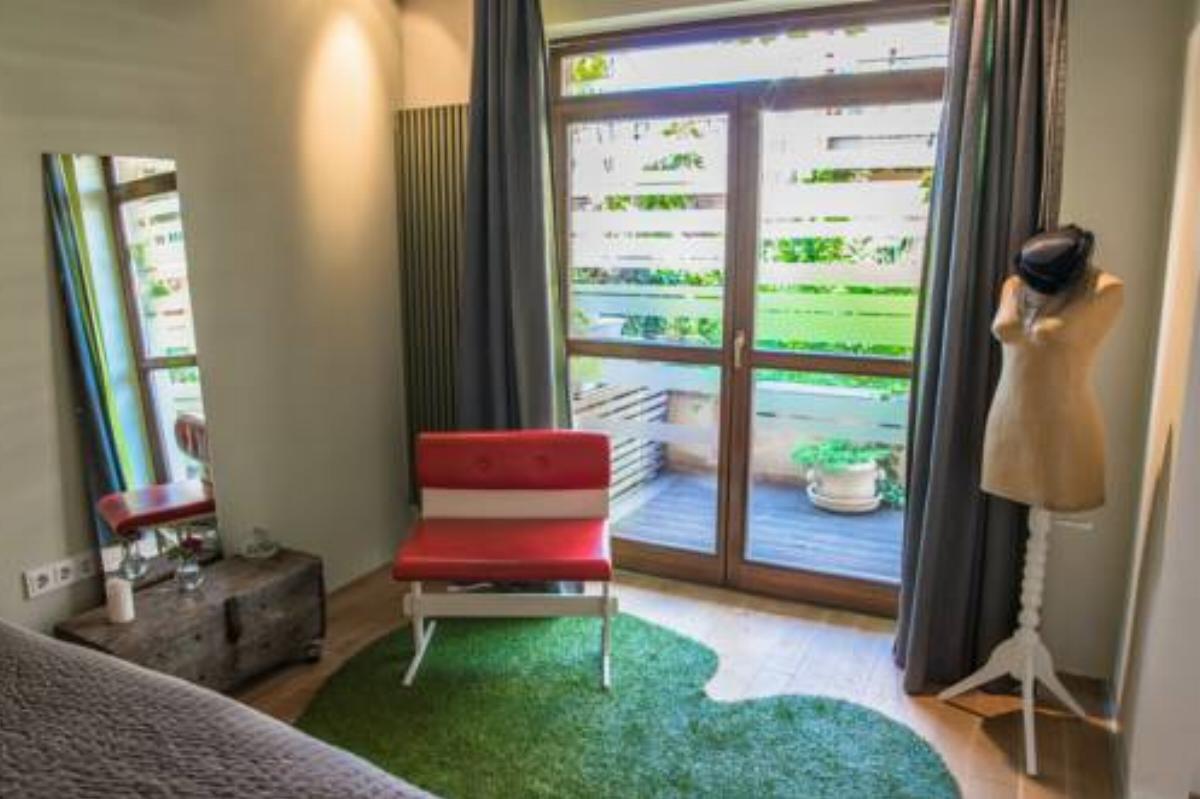 S14* DesignApartment with garden Hotel Budapest Hungary