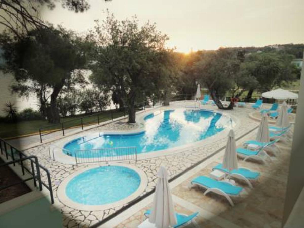 Saint Nicholas Beach Apartments Hotel Dassia Greece