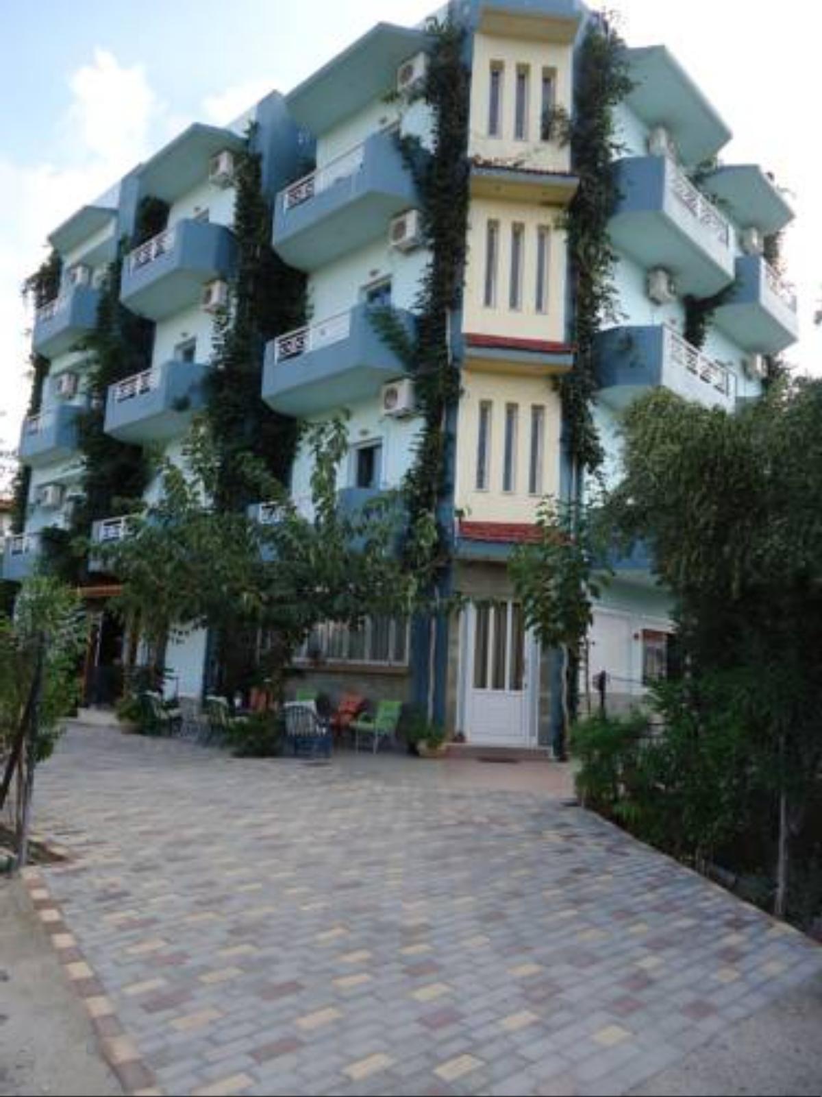 Saloustros Apartments Hotel Amoudara Herakliou Greece