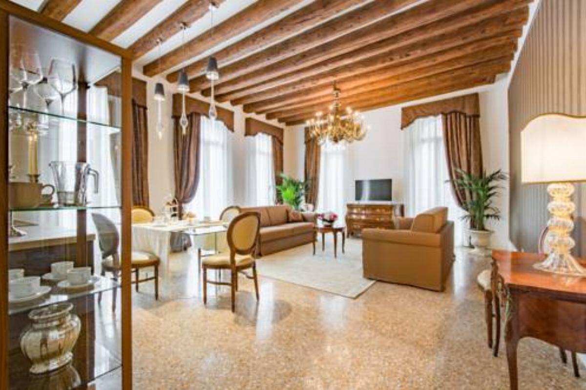 San Teodoro Palace - Luxury Apartments Hotel Venice Italy