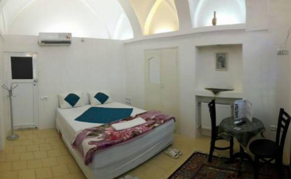 Sana Historical Hostel Hotel Kashan Iran
