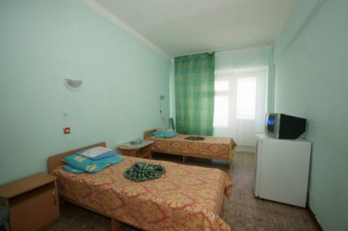 Sanatoriy Yuzhnoberezniy Hotel Alupka Crimea