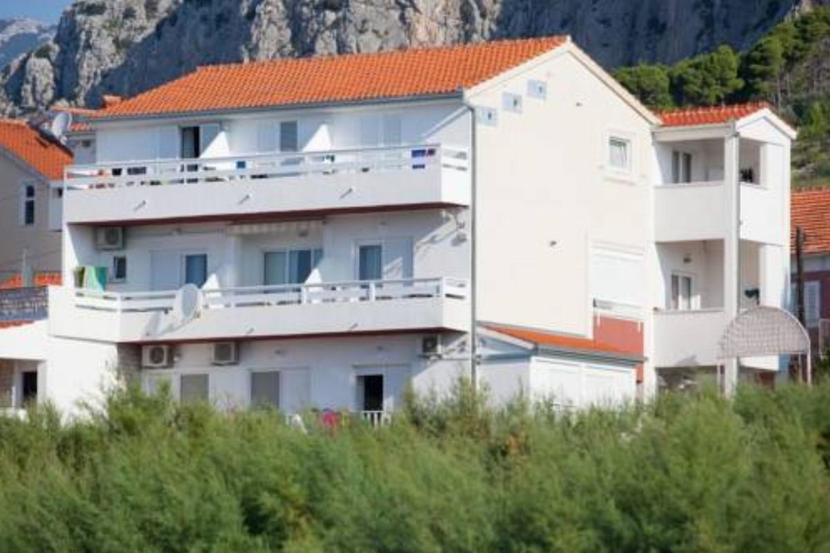 Sandy Beach Apartments in Duce (3425) Hotel Duće Croatia