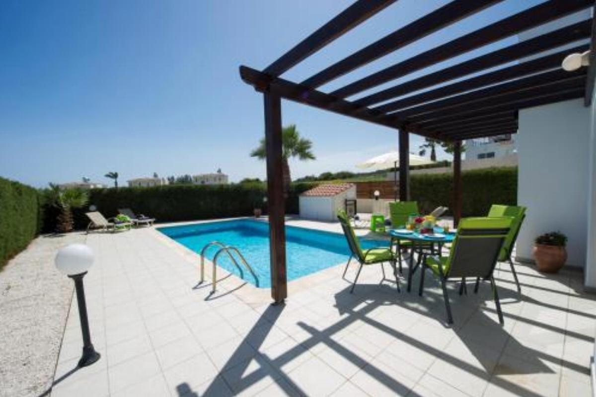 Sandy Coast Villas Kamelia Hotel Argaka Cyprus