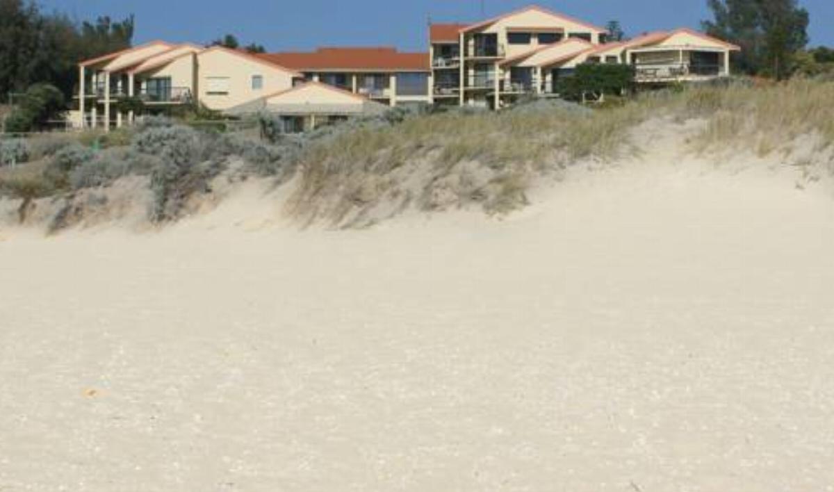 Scarborough & Absolutely Beachfront Hotel Scarborough Australia
