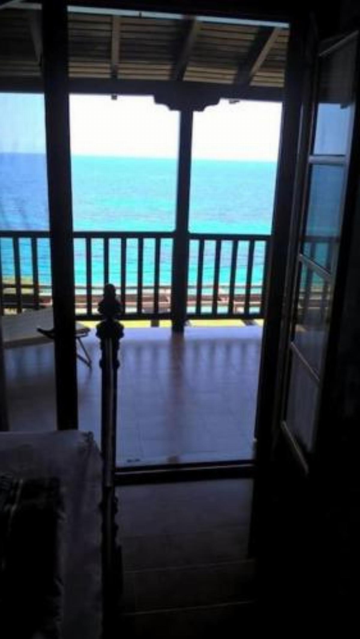 Seafront Villa Apartment 1St Floor Hotel Áyios Nikólaos Greece
