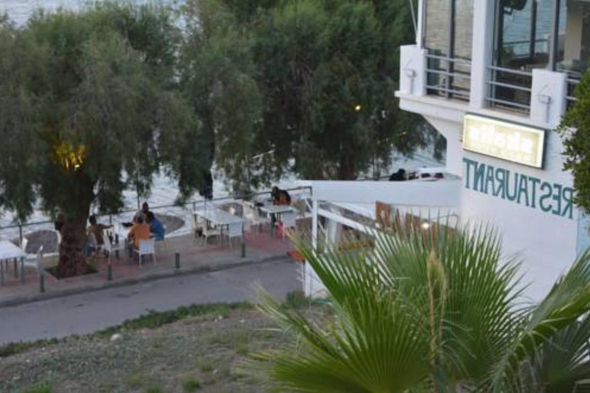 Seaside apartments Hotel Alyki Greece