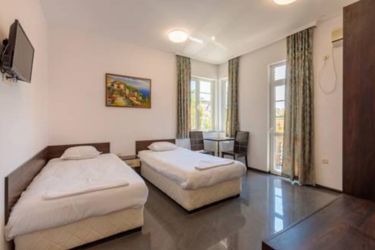 SeaSide Guest Rooms Hotel Burgas City Bulgaria