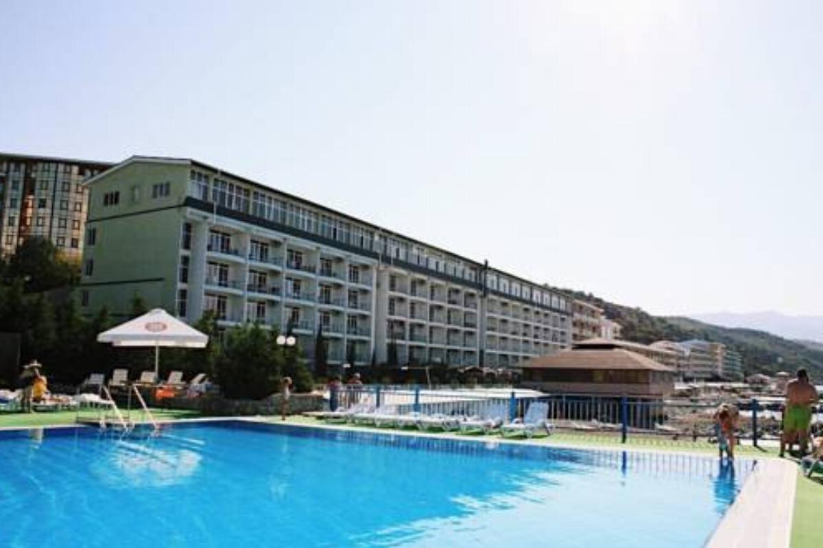Semidvorie Luxury Studio Hotel Alushta Crimea
