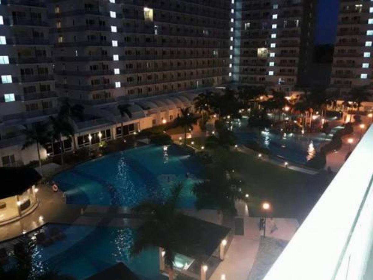 Shell Residences w/ Balcony Hotel Manila Philippines