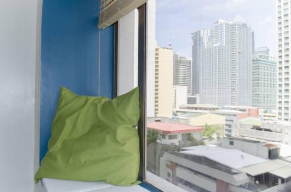 Short Term Rentals Makati Parkplace Hotel Manila Philippines
