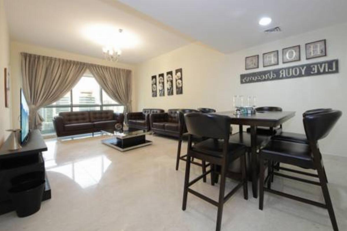 Signature Holiday Homes - Luxury 2BR Al Safeer 1 Hotel Dubai United Arab Emirates